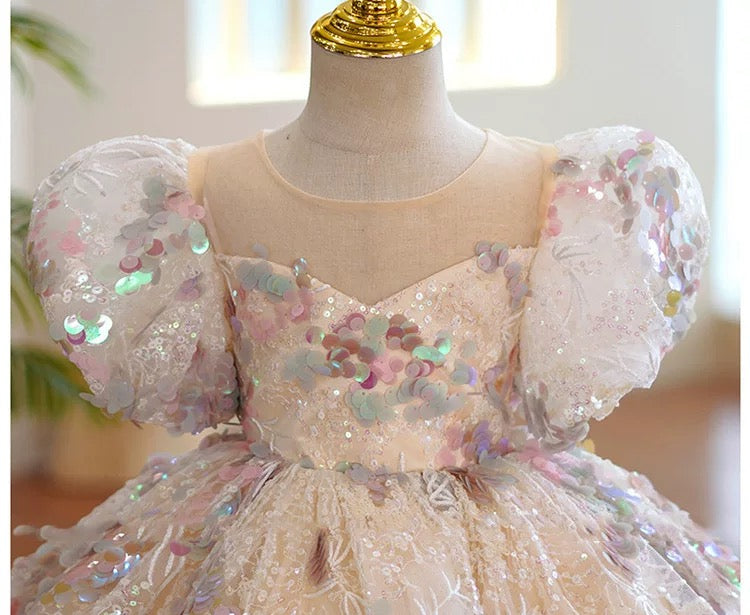 Molly (Made To Order)