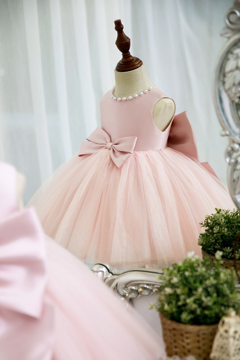 Olivia (Made To Order)