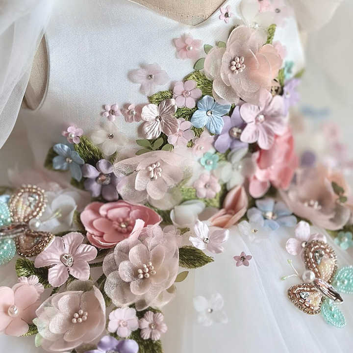 Samantha - Whiteflora