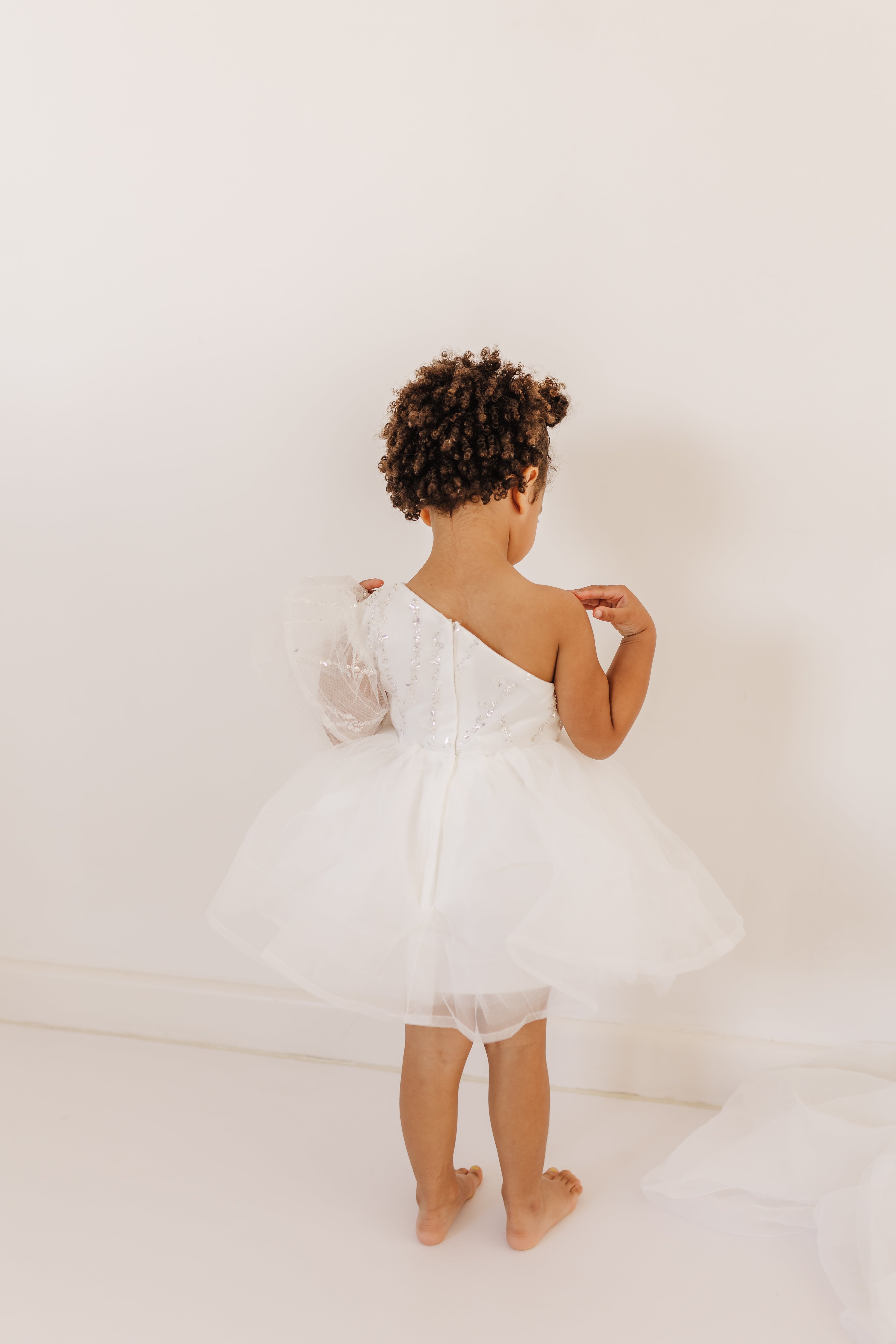 Wayna White - (Size 1Y-5Y)
