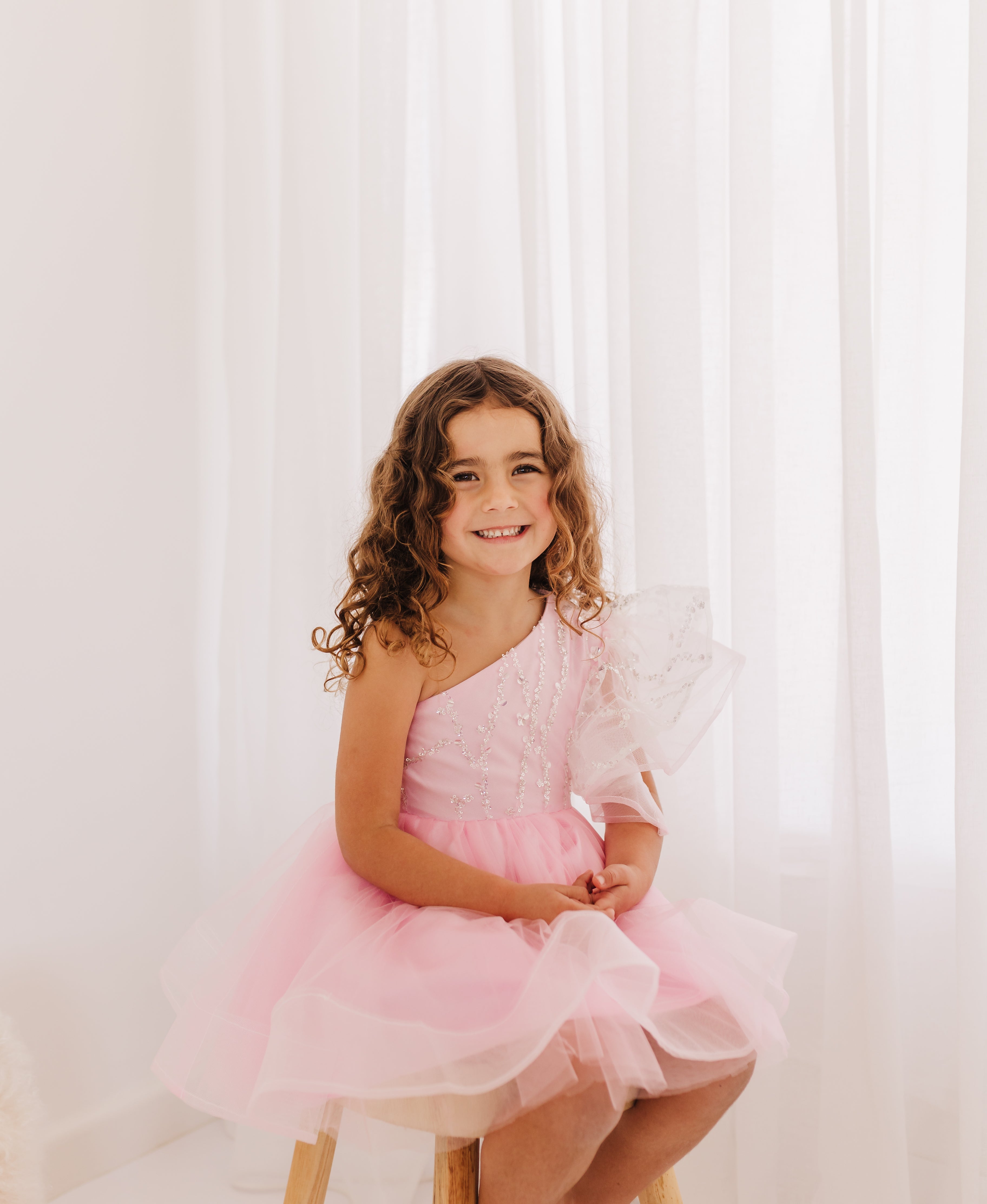 Wayna Pink - (Size 2Y, 4Y, 5Y)